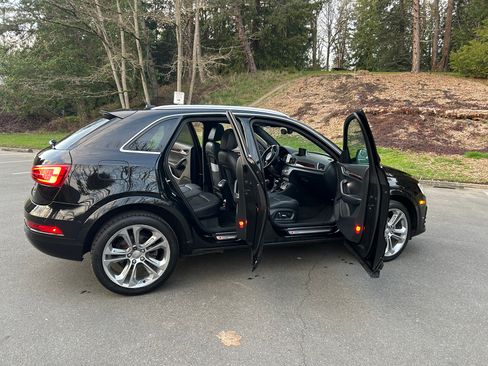 Used 2018 Audi Q3 2.0T Premium Plus w/ Premium Plus Package image 4