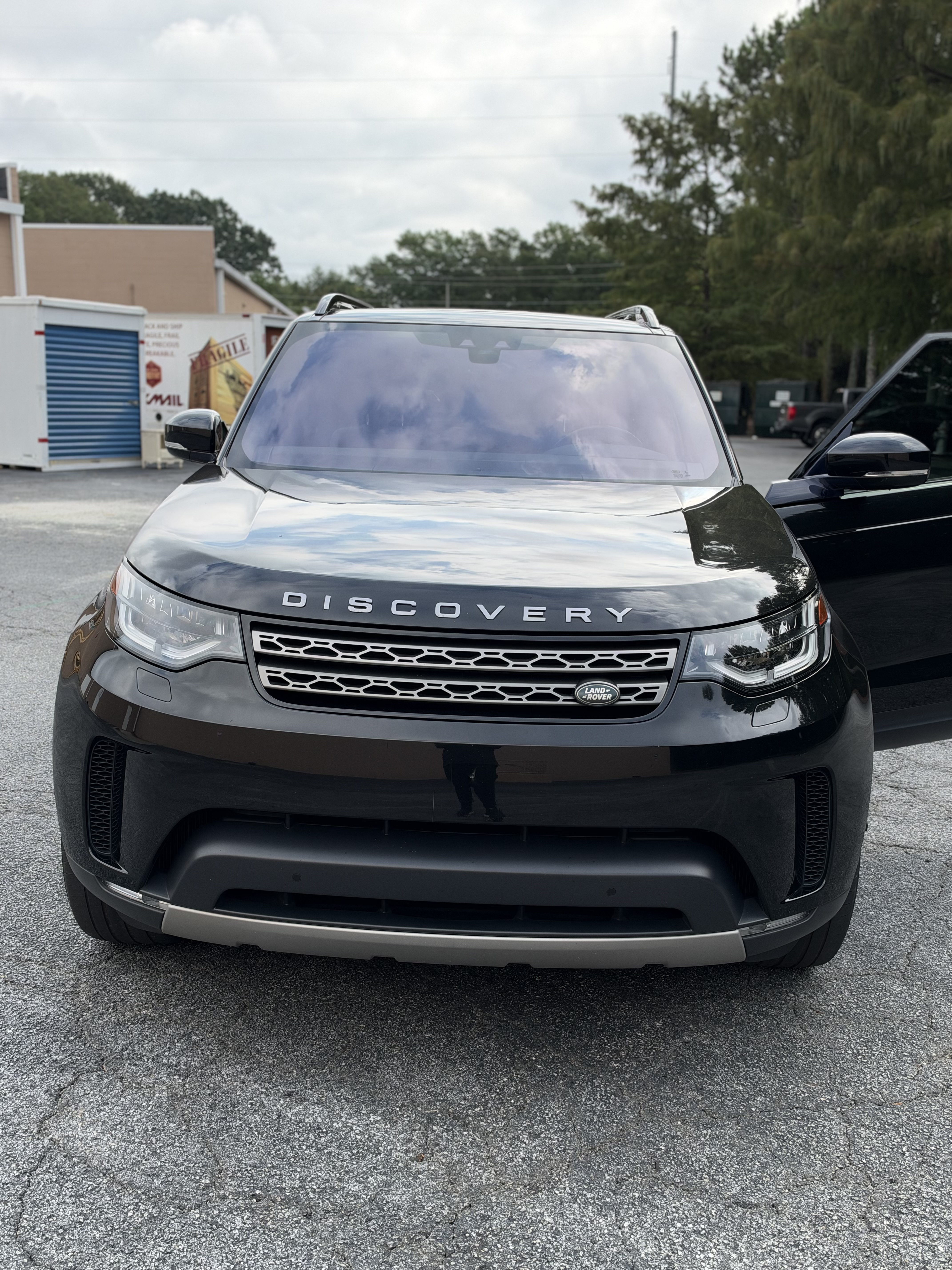 Used 2019 Land Rover Discovery HSE AWD/4WD image 1
