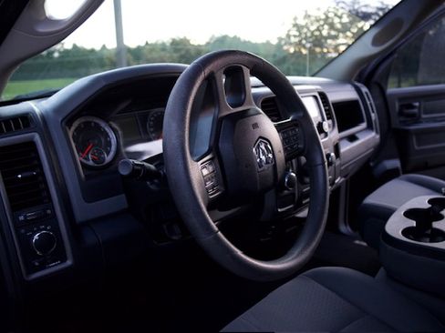 Used 2018 RAM 1500 Tradesman w/ Popular Equipment Group RWD image 22