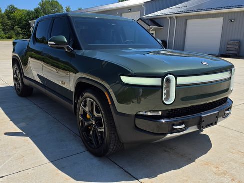 Used 2023 Rivian R1T Adventure AWD/4WD image 5