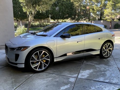 Used 2022 Jaguar I-PACE HSE image 1
