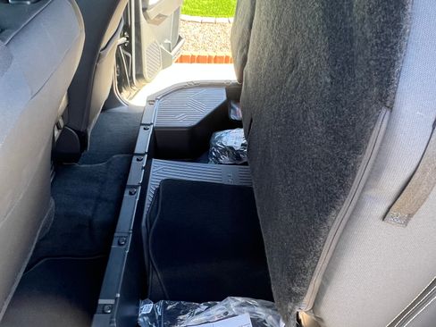 Used 2024 Toyota Tacoma TRD Off-Road image 15