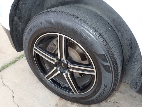 Used 2014 Ford Edge SEL w/ Equipment Group 205A image 17