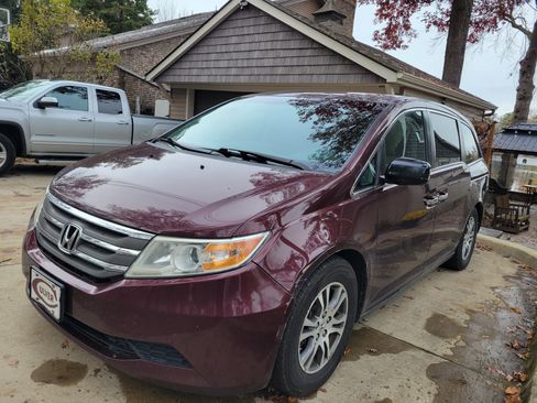 Used 2012 Honda Odyssey EX image 4