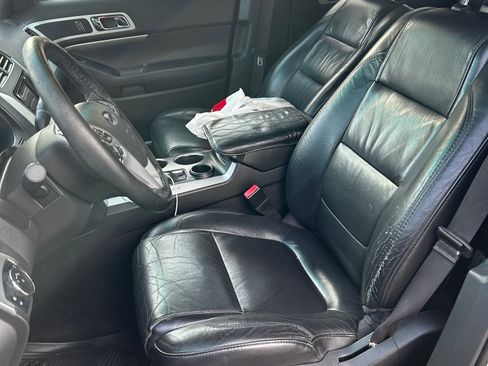 Used 2011 Ford Explorer XLT w/ 202A Rapid Spec Order Code FWD image 9