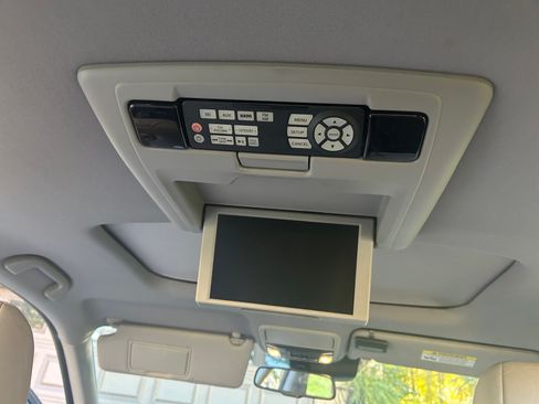 Used 2016 Honda Pilot Elite image 21