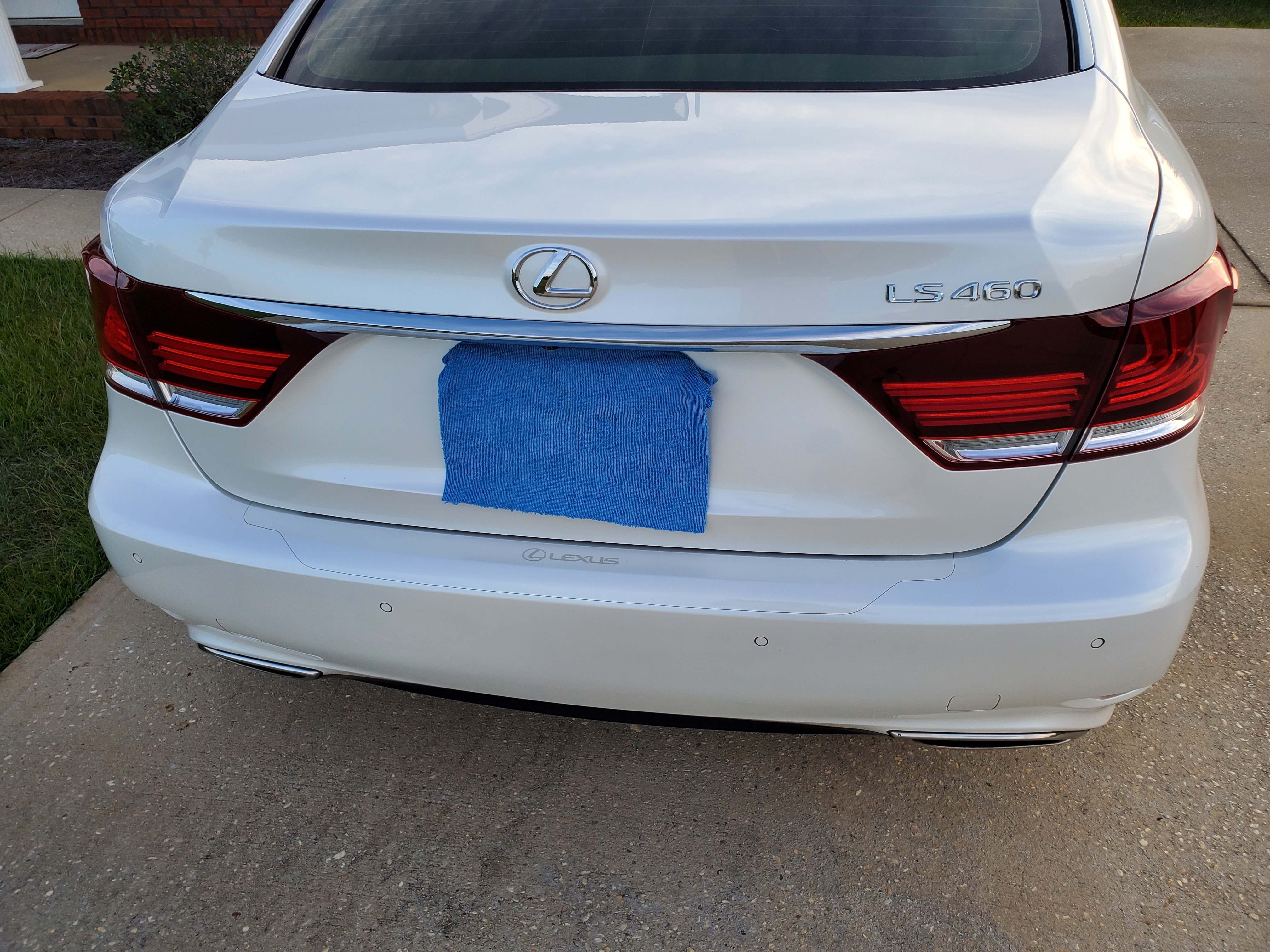 Used 2016 Lexus LS 460 w/ Comfort Package RWD image 4