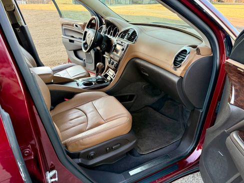 Used 2017 Buick Enclave Leather w/ Trailering Package image 12