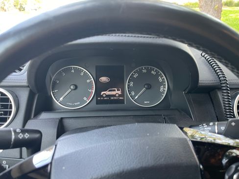 Used 2016 Land Rover LR4 HSE LUX AWD/4WD image 14
