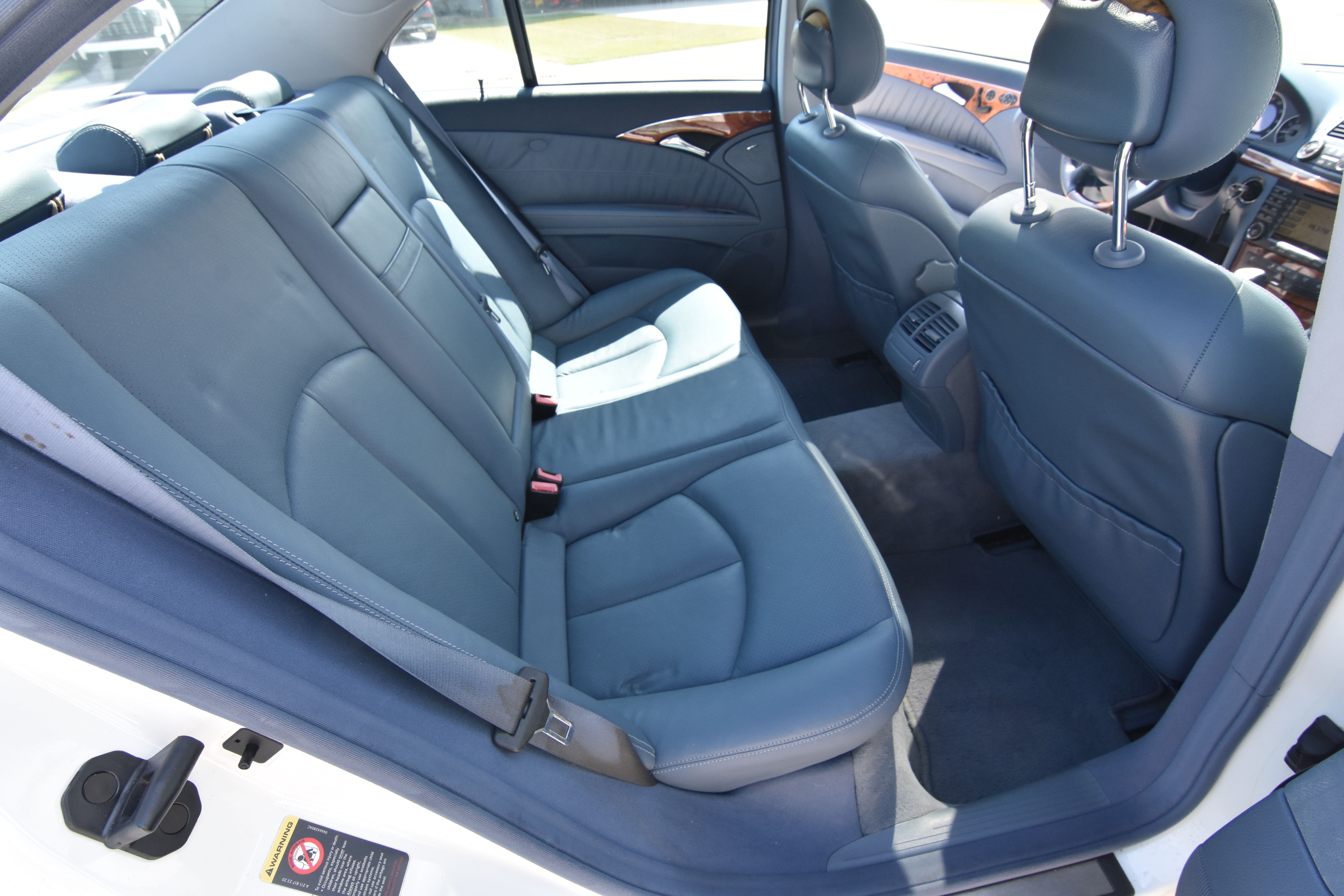 Used 2004 Mercedes-Benz E 320 Sedan image 31
