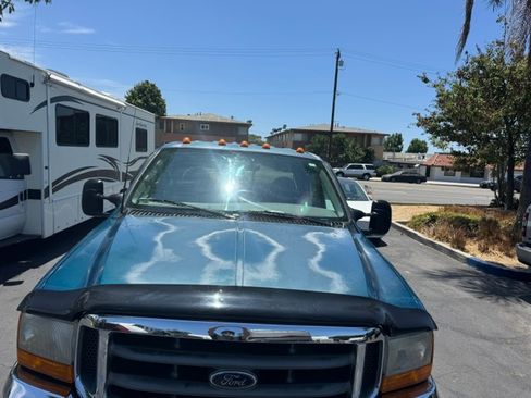 Used 2000 Ford F350 2WD Crew Cab DRW Super Duty image 6