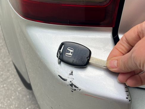 Used 2010 Honda Pilot EX-L image 16