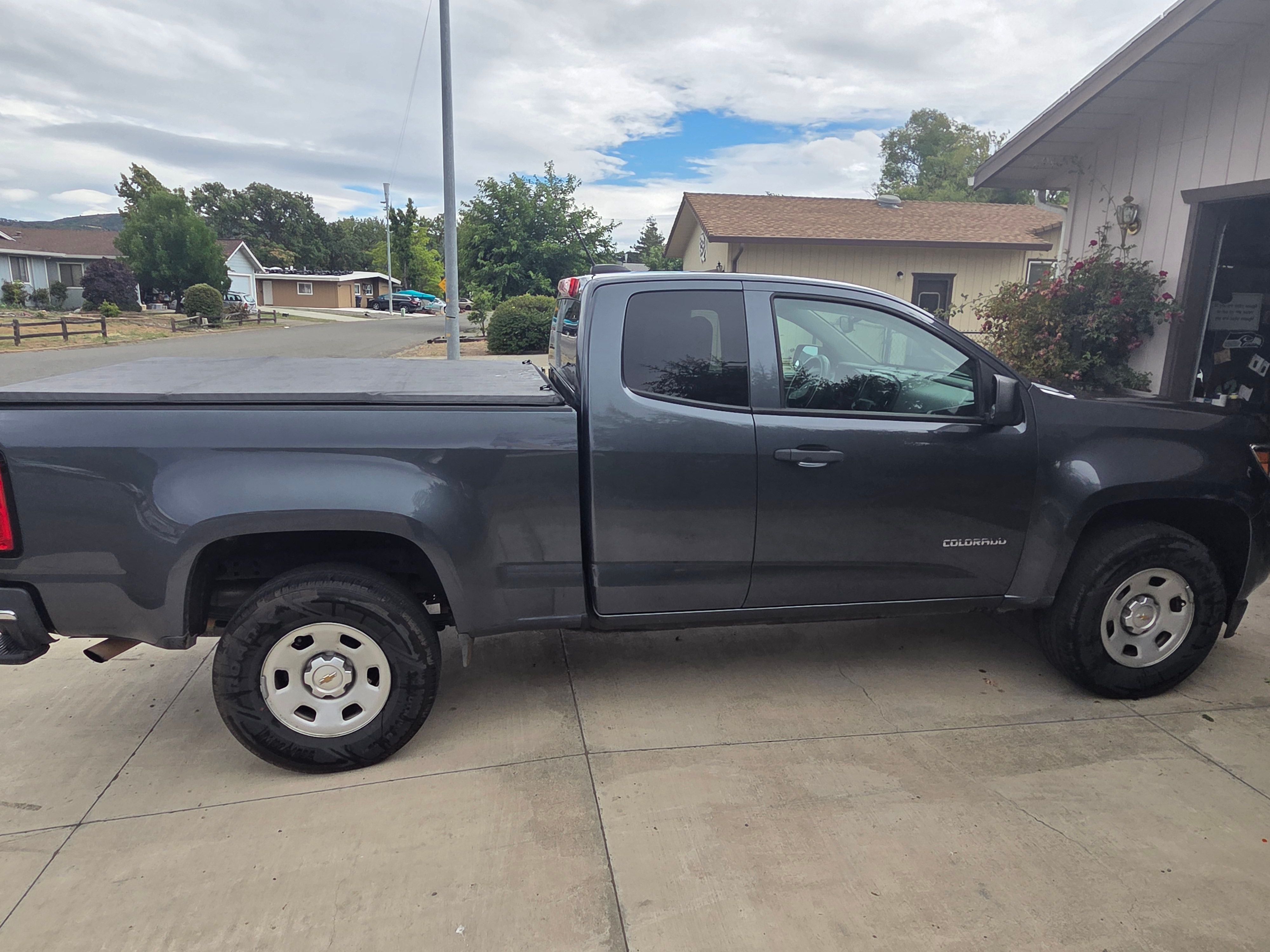 Used 2016 Chevrolet Colorado W/T w/ WT Convenience Package RWD image 5