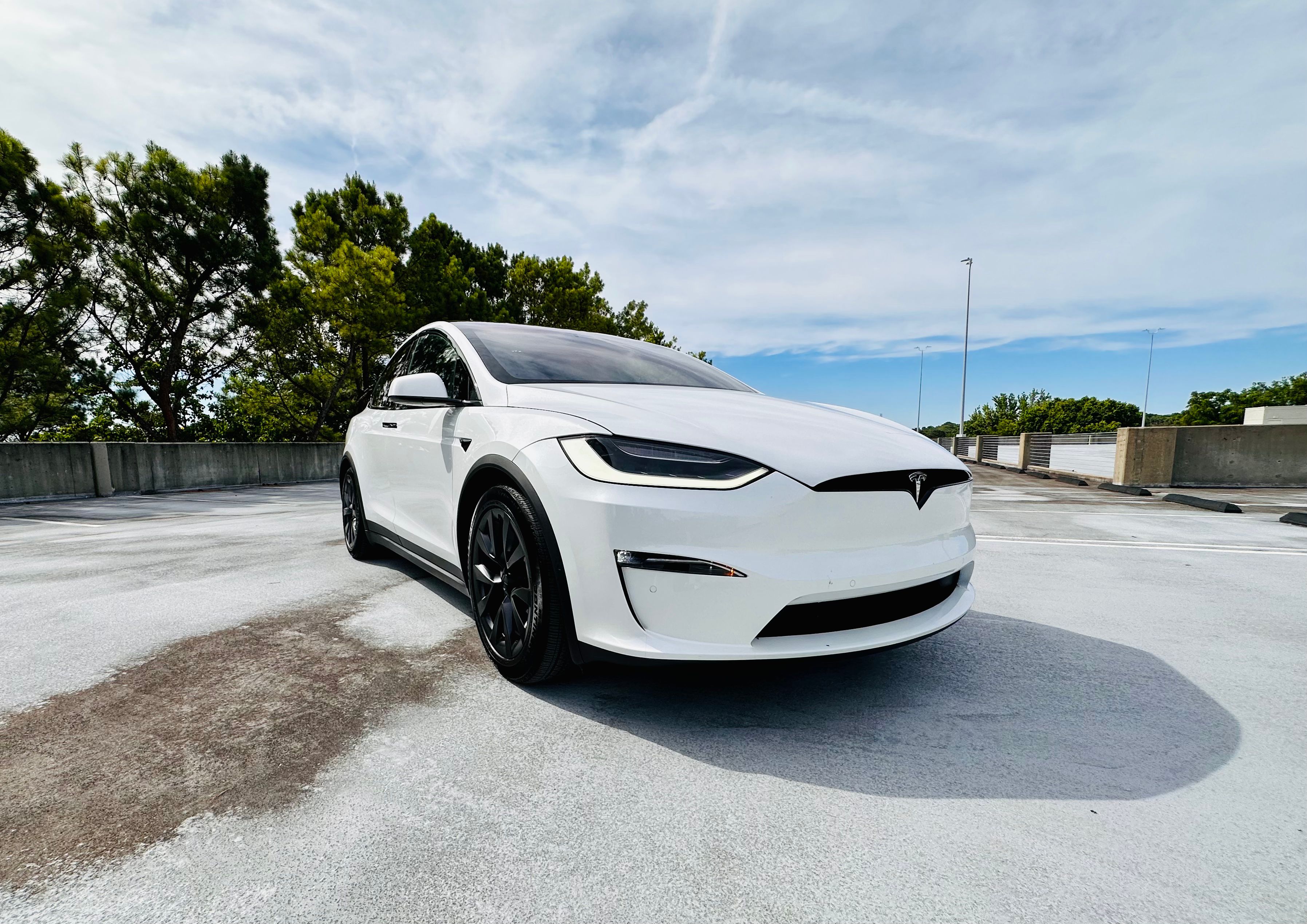 Used 2022 Tesla Model X Plaid AWD/4WD image 2