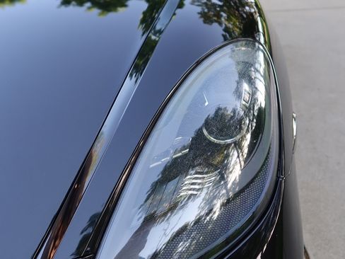 Used 2018 Porsche 718 Cayman image 19