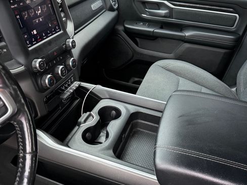 Used 2020 RAM 1500 Big Horn AWD/4WD image 9