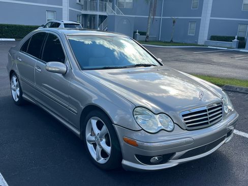 Used 2005 Mercedes-Benz C 230 C 230 Sport Sedan 4D image 4