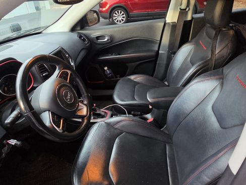 Used 2017 Jeep Compass Trailhawk w/ Leather Interior Group image 10