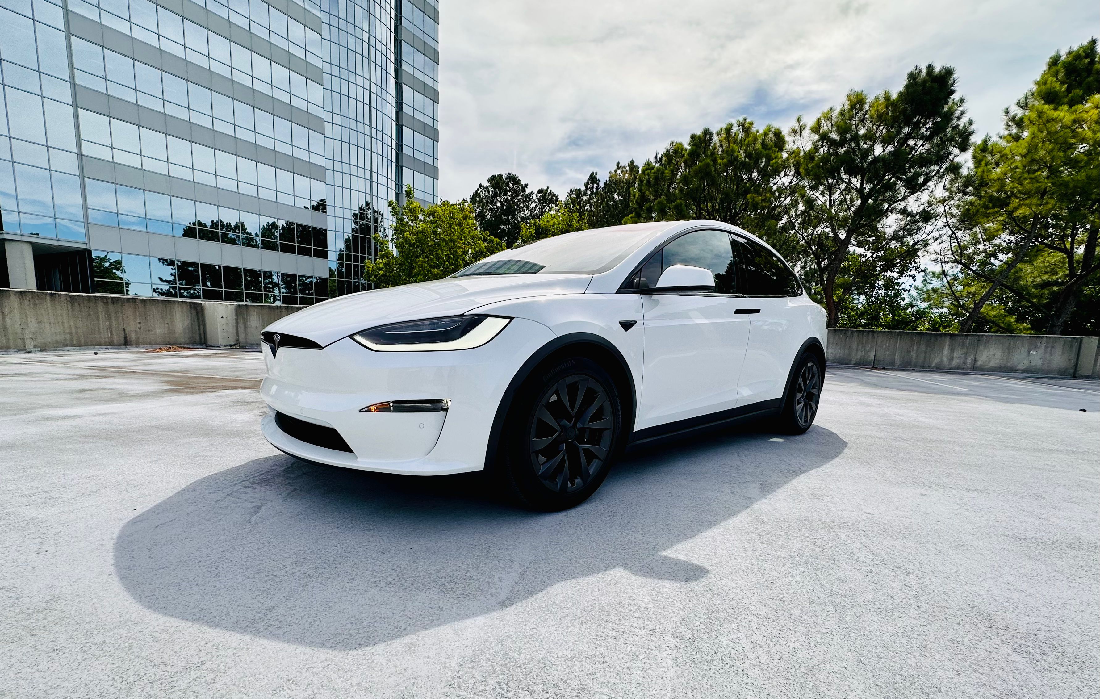 Used 2022 Tesla Model X Plaid AWD/4WD image 1