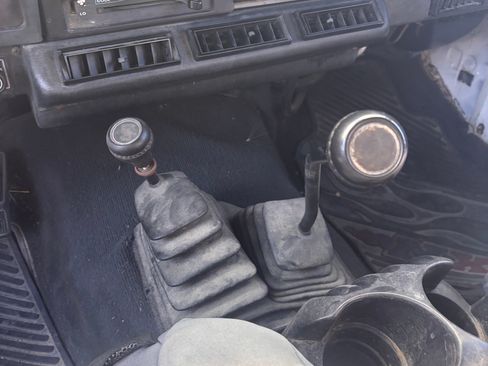 Used 1994 Jeep Wrangler Sport S image 13