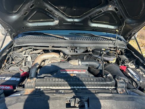 Used 2006 Ford F350 4x4 Regular Cab DRW Super Duty image 4