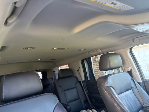 Used 2019 Chevrolet Tahoe LT w/ RST Edition RWD image 9