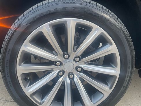 Used 2022 Jeep Grand Wagoneer Series II w/ Convenience Group III image 28