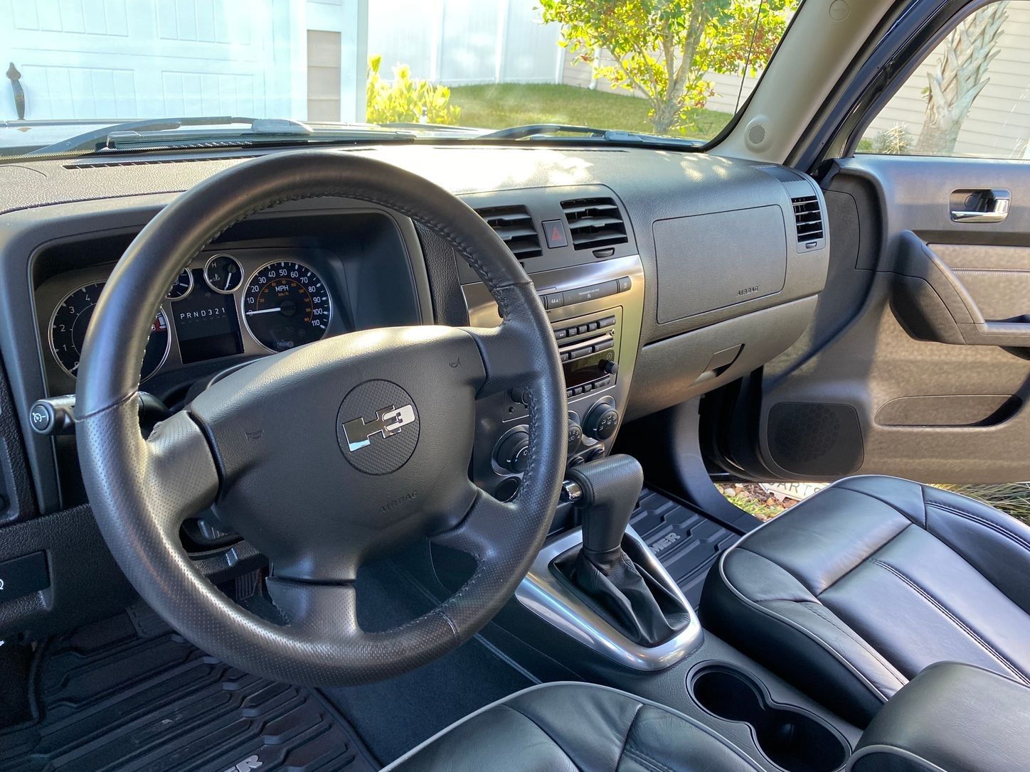 Used 2009 HUMMER H3T Luxury AWD/4WD image 11