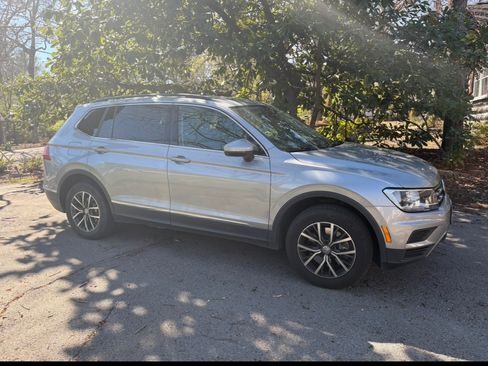 Used 2020 Volkswagen Tiguan S FWD image 1