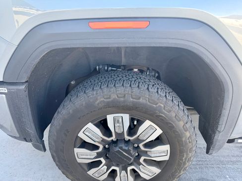 Used 2024 GMC Sierra 2500 Denali w/ Denali Reserve Package image 11