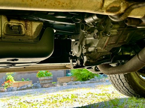 Used 2013 Toyota FJ Cruiser 4WD w/ Upgrade Pkg image 32