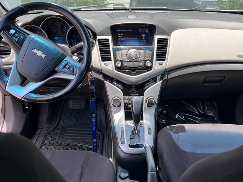 Used 2014 Chevrolet Cruze LT FWD image 8
