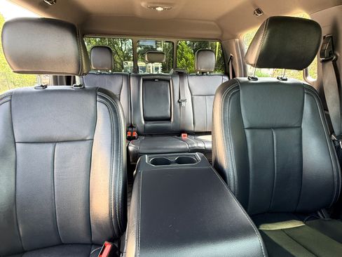Used 2022 Ford F250 Lariat w/ Lariat Value Package AWD/4WD image 13
