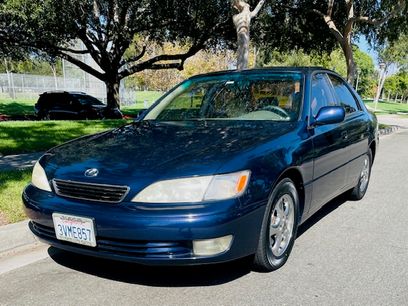 Used 1997 Lexus ES 330 w/ Leather Trim Pkg