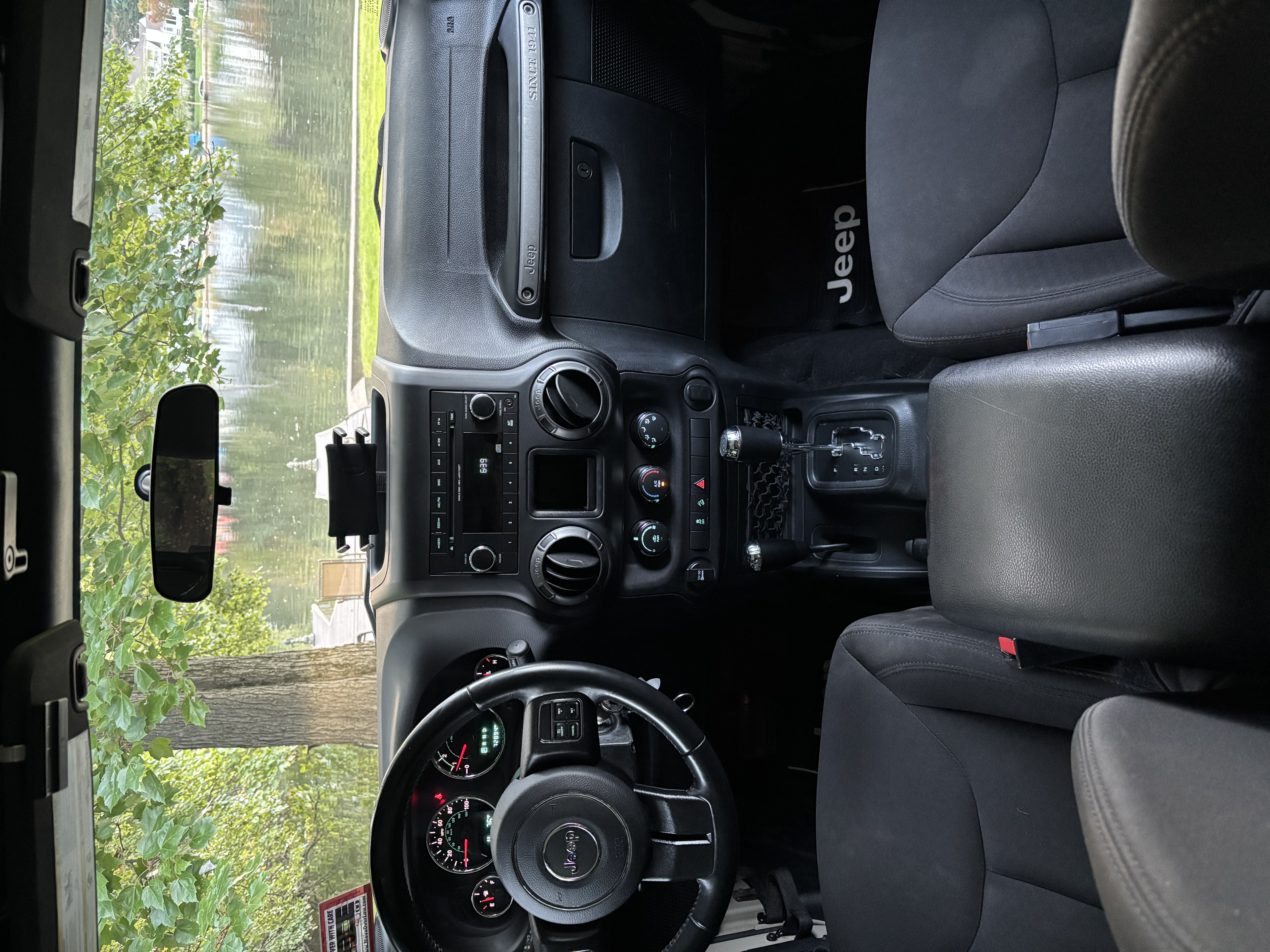 Used 2018 Jeep Wrangler Sport AWD/4WD image 23