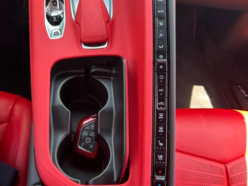 Used 2023 Chevrolet Corvette Stingray Preferred Conv w/ Z51 Performance Package RWD image 13