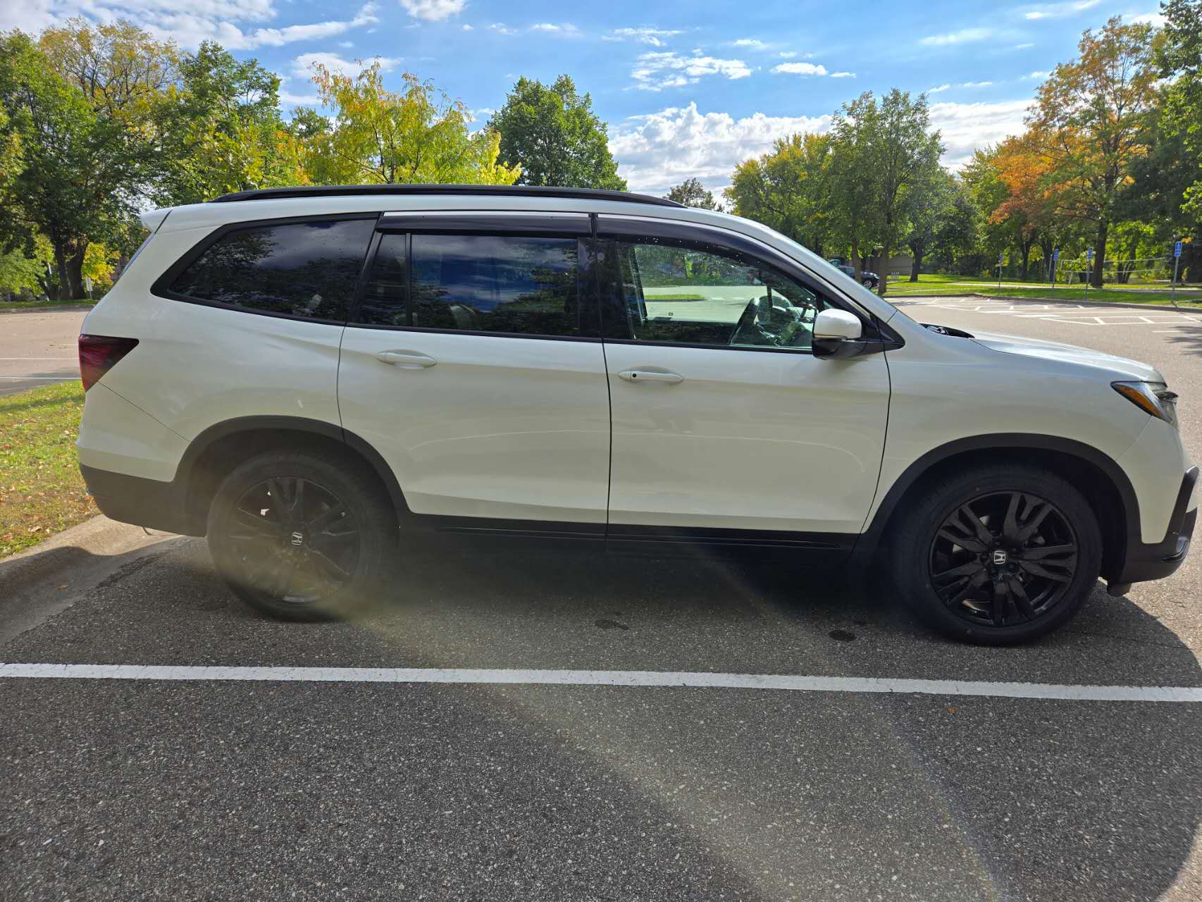 Used 2021 Honda Pilot Black Edition image 5