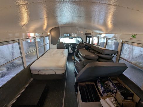 Used 2005 Chevrolet Express 3500 w/ School Bus Package RWD image 11