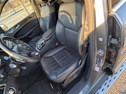 Used 2018 Mercedes-Benz GLS 450 4MATIC image 13