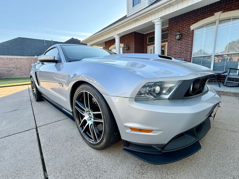 Used 2012 Ford Mustang GT Premium w/ Brembo Brake Pkg image 1
