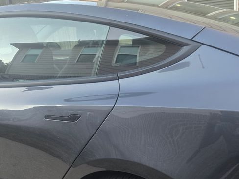 Used 2023 Tesla Model 3 Standard Range image 13