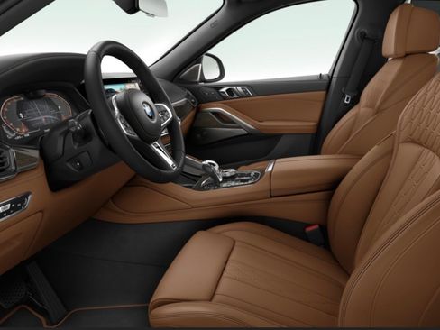 Used 2020 BMW X7 xDrive40i w/ Executive Package image 2