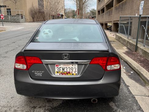 Used 2011 Honda Civic LX-S image 2