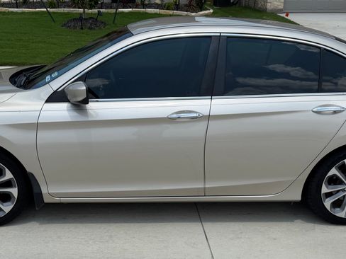 Used 2013 Honda Accord Sport image 18