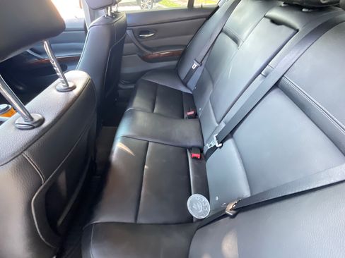 Used 2011 BMW 328i xDrive Sedan image 13