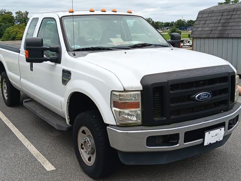 Used 2008 Ford F250 XL image 5