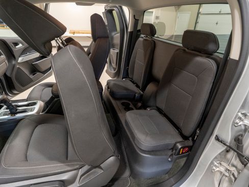 Used 2017 Chevrolet Colorado LT AWD/4WD image 27