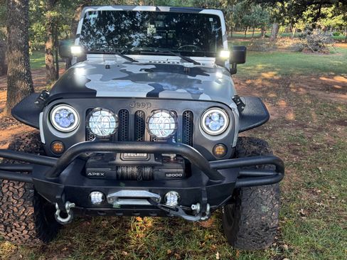 Used 2016 Jeep Wrangler Unlimited Sport w/ Quick Order Package 24S image 5