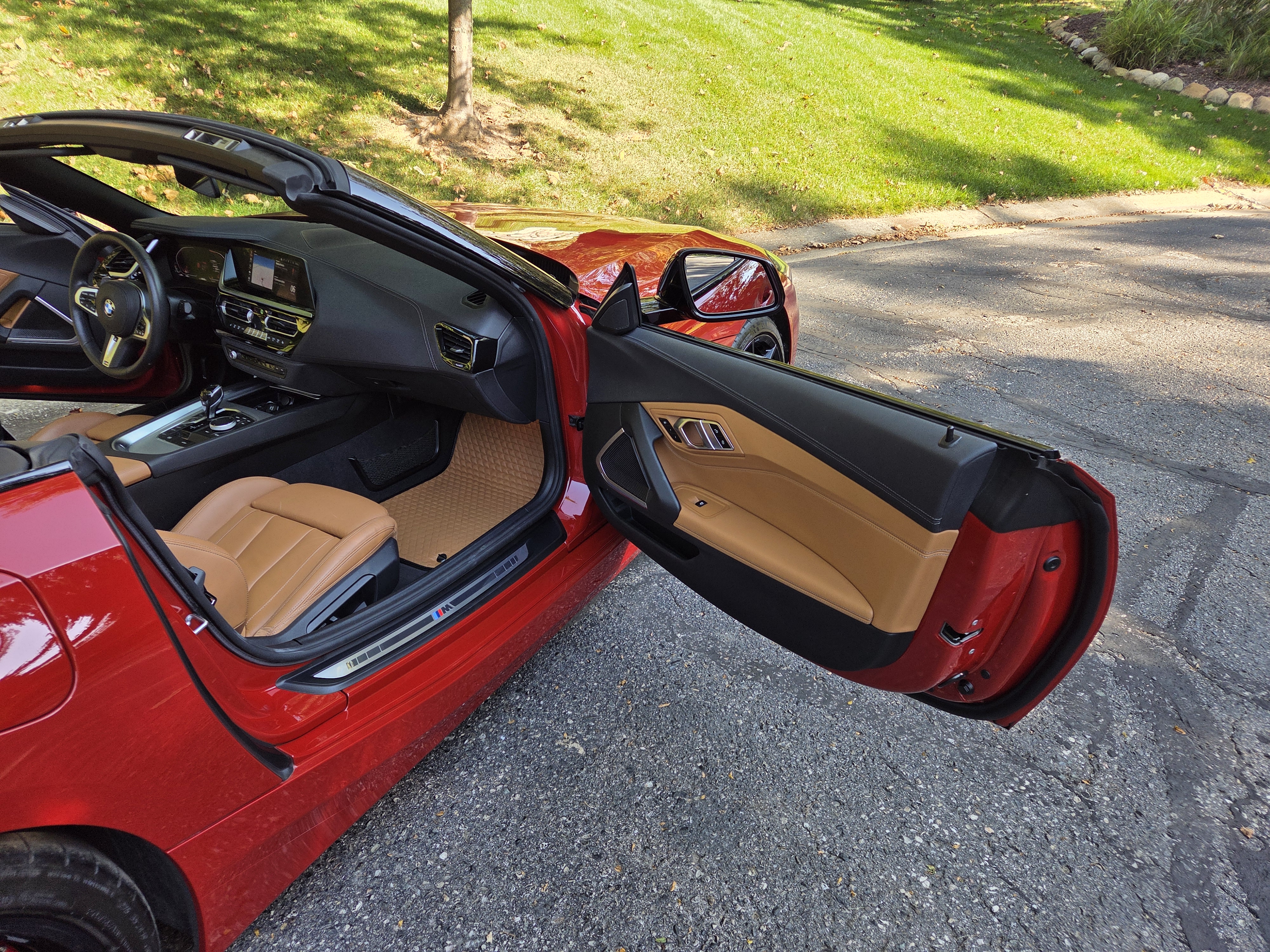 Used 2020 BMW Z4 sDrive30i w/ M Sport Package RWD image 15