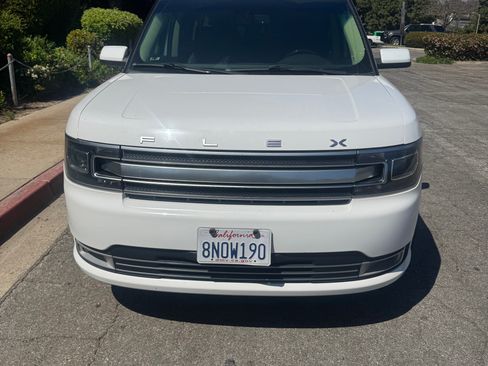 Used 2019 Ford Flex Limited image 4